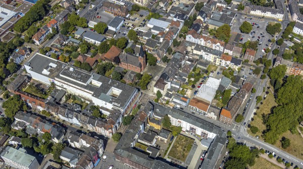 Aerial view, City of Herne - Department of Children-Youth-Family, ChristusKirche Wanne, Herne, Ruhr area, North Rhine-Westphalia, Germany, place of worship, authority, DE, Europe, religious community, place of worship, church, parish, denomination, aerial photograph, aerial photography, aerial photography, Rhine-Ruhr metropolitan region, parish office, religion, overview, bird's-eye view, overview
