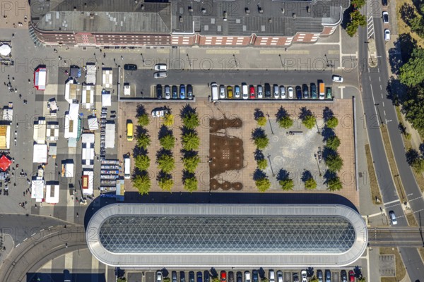 Aerial view, Am Buschmannshof, bus stop, tram stop, ZOB, central bus station, market, Herne, Ruhr area, North Rhine-Westphalia, Germany, DE, Europe, shapes and colours, green trees, aerial view, aerial photography, aerial photography, marketplace, Rhine-Ruhr metropolitan region, parking spaces, overview, traffic volume, bird's eye view, bird's eye view, overview, roofing