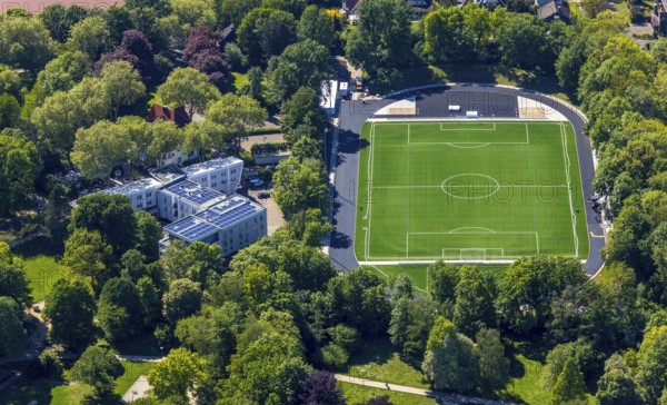 Aerial photo, Parkhotel Herne, sports ground Schäferstraße I, Herne, Ruhr area, North Rhine-Westphalia, Germany, DE, Europe, football pitch, football stadium, gastronomy, hotel, hotel facilities, hotel business, athletics stadium, aerial photo, aerial photography, aerial photography, sports facilities, sports ground, sports facility, overview, bird's-eye view, overview