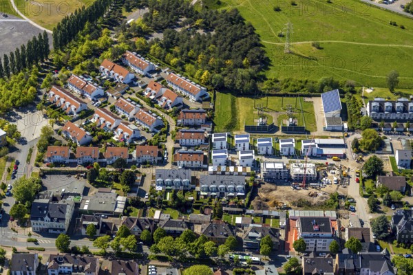 Aerial view, residential area Henin-Beaumont-Straße, at Mont Centis colliery, Herne, Ruhr area, North Rhine-Westphalia, Germany, DE, Europe, property tax, real estate, aerial view, aerial photography, aerial photography, multi-family houses, apartment buildings, terraced houses, overview, bird's-eye view, residential complex, living and living, residential area, residential buildings, residential quality, residential neighbourhood, housing estate, birds-eyes view, overview