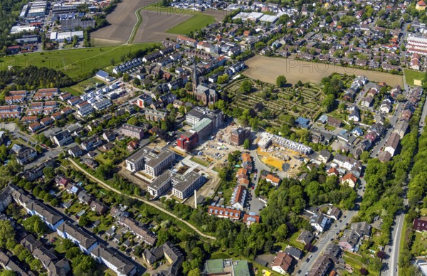 Aerial view, Bildungszentrum Ruhr, Widumer Quartier residential area, church, Kath. Kirchengemeinde St. Peter und Paul, Widumer Höfe retirement homes, Herne, Ruhr area, North Rhine-Westphalia, Germany, care and nursing, DE, Europe, aerial view, aerial photography, aerial photography, care facility, overview, bird's eye view, birds-eyes view, overview