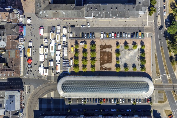 Aerial view, Am Buschmannshof, bus stop, tram stop, ZOB, central bus station, market, Herne, Ruhr area, North Rhine-Westphalia, Germany, DE, Europe, shapes and colours, green trees, aerial view, aerial photography, aerial photography, marketplace, Rhine-Ruhr metropolitan region, parking spaces, overview, traffic volume, bird's eye view, bird's eye view, overview, roofing