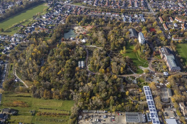 Aerial view, Maximilianpark Hamm, Uentrop, Hamm, Ruhr area, North Rhine-Westphalia, Germany, DE, Europe, amusement park, site of the disused Maximilian colliery, glass elephant landmark, aerial view, aerial photography, aerial photography, MaxiPark, overview, bird's eye view, birds-eyes view, overview