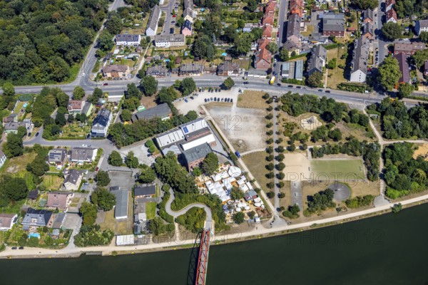 Aerial photo, Steinmeister's beer garden - Oskar am Kanal, Herne, Ruhr area, North Rhine-Westphalia, Germany, distance rule, beer garden, bridge, café, corona crisis, corona measures, corona virus, corona fear, Covid-19, DE, Europe, inn, gastronomy, hygiene measures, aerial view, aerial photography, aerial photography, Rhine-Ruhr metropolitan region, pandemic fear, Parrot Bridge - Our Fritz, restaurant, Rhine-Herne Canal, parasols, overview, virus, bird's eye view, Wassersportgemeinschaft Wanne-Eickel e.V., Zur Künstlerzeche, birds-eyes view, overview