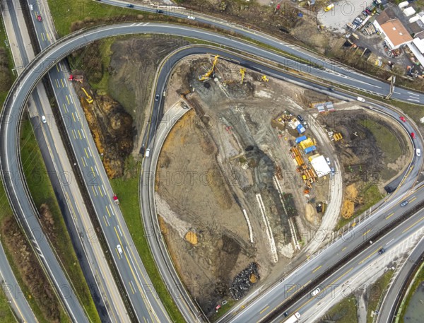 Aerial photo, motorway junction 21 Herne, intersection of the A42 and A43 motorways, new construction of a 550m long tunnel in so-called open construction method to be completed in 2022, Herne, Ruhr area, North Rhine-Westphalia, Germany, DE, Europe, birds-eyes, view, aerial photo, aerial photography, aerial photography, overview, overview, bird's eye view, transport, traffic, infrastructure, logistics, road traffic, road construction, traffic routing, road traffic, railway line, railway network, transport system, train traffic, freight traffic, railway network
