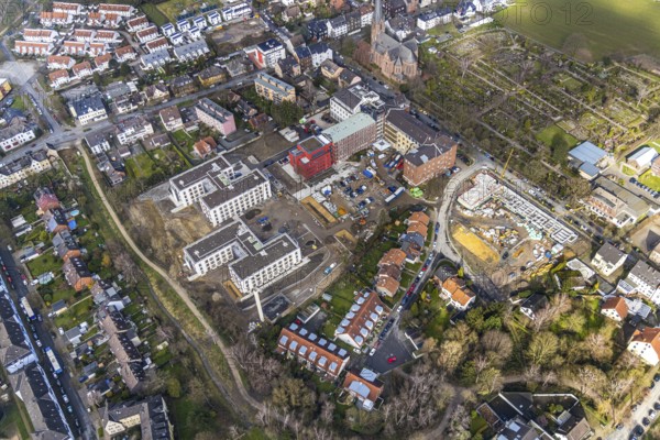 Aerial view, health campus, senior centre Widumer Höfe, on the campus of the St.Elisabeth Group, at the Marienhospital-Herne II and nursing school, next to the Catholic Church St.Peter and Paul and, construction site new residential complex Widumer Quartier, in Sodingen in Herne, Ruhr area, North Rhine-Westphalia, Germany, Herne, DE, Europe, birds-eyes, view, aerial view, aerial photography, aerial photography, overview, overview, bird's eye view, living, in, old age, retirement home, nursing home, health, care, doctors, medicine, surgery, therapy, house of God, religion, faith, worship, mass
