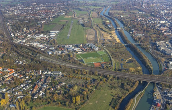 Aerial photo, Lippe reconstruction Hamm, Lippe floodplain recreation area, City of Hamm, Lippe floodplain recreation area, Hamm-Lippewiesen airfield, LSC-Hamm, EDLH, Lippe floodplain in the city centre area, reconstruction of the floodplain landscape, Lippe floodplain recreation area Hamm Heessen construction site, Hamm, Ruhr area, North Rhine-Westphalia, Germany, DE, Europe, birds-eyes view, aerial photo, aerial photography, aerial photography, overview, bird's-eye view