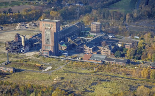 Aerial view, former Ost Heinrich Robert colliery, Pelkum, Hamm, Ruhr area, North Rhine-Westphalia, Germany, Heinrich Robert colliery, DE, Europe, industrial plant, industrial site, aerial view, aerial photography, aerial photography, sight, overview, bird's eye view, to the mine, birds-eyes view, former Ost colliery, historical, historical site, overview, destroyed building