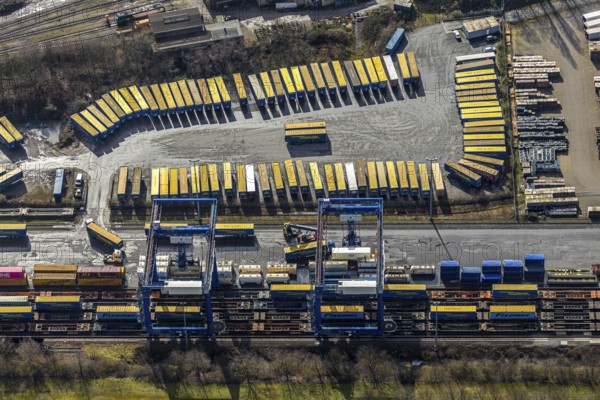 Aerial view, Container Terminal CTH between Emscher and Rhine-Herne Canal, Herne, Ruhr area, North Rhine-Westphalia, Germany, DE, Europe, birds-eyes, view, aerial photography, aerial photography, overview, bird's eye view, container, logistics, goods handling, transport, waterway, shipping, goods movement, ships, waters
