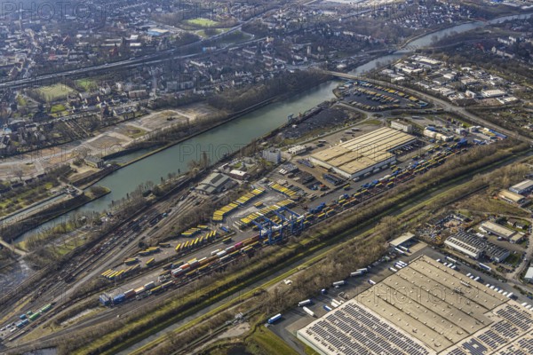 Aerial view, Rhine-Herne-Canal with coal storage, container terminal CTH, industrial area between canal and motorway A42, Herne, Ruhr area, North Rhine-Westphalia, Germany, DE, Europe, birds-eyes, view, aerial photography, aerial photography, overview, bird's eye view, waterway, shipping traffic, transport, logistics, goods movement, ships, waters, traffic, infrastructure, road traffic