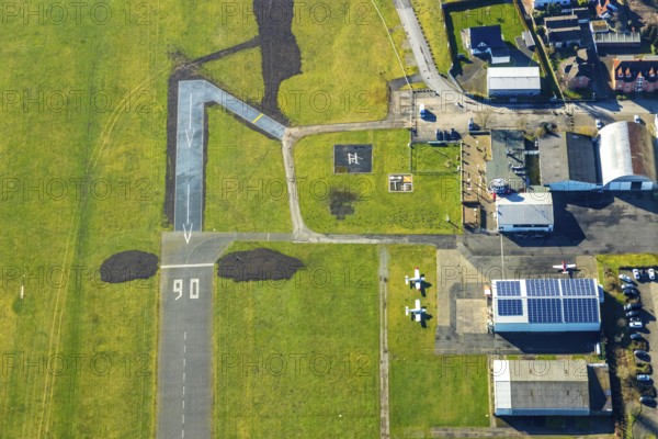 Aerial photo, Lippewiesen, reconstruction of Lippe meadows between Hamm-Lippewiesen airfield and Lippe, EDLH, runway extension in the approach area of runway 24 and runway 06, Heessen, Hamm, Ruhr area, North Rhine-Westphalia, Germany, DEU, Europe, birds-eyes view, aerial photo, aerial photography, aerial photography, overview, overview, bird's eye view, Lippe, Lippe dam, dam relocation, extension of Hamm airfield runway, special airfield