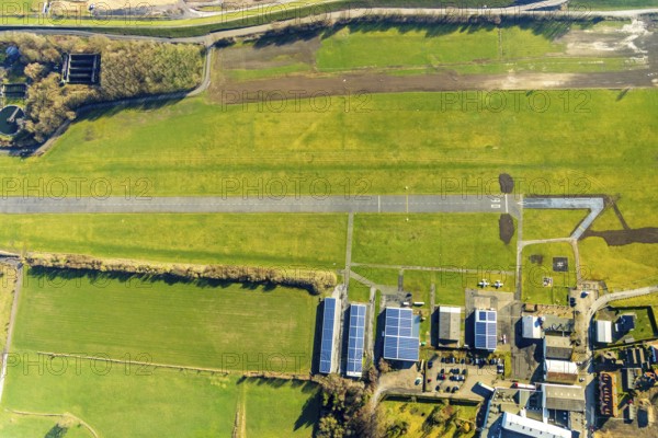 Aerial photo, Lippewiesen, reconstruction of Lippe meadows between Hamm-Lippewiesen airfield and Lippe, EDLH, runway extension in the approach area of runway 24 and runway 06, Heessen, Hamm, Ruhr area, North Rhine-Westphalia, Germany, DEU, Europe, birds-eyes view, aerial photo, aerial photography, aerial photography, overview, overview, bird's eye view, Lippe, Lippe dam, dam relocation, extension of Hamm airfield runway, special airfield