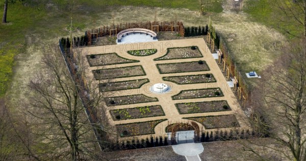 Aerial view, Gradierwerksgarten im spa garden Hamm, Bad Hamm, Hamm, Ruhr area, North Rhine-Westphalia, Germany, DE, Europe, shapes and colours, garden, Hortus conclusus, monastery garden, spa garden Bad Hamm, aerial view, aerial photography, aerial photography, paradise garden, overview, bird's-eye view, bird's-eye view, overview