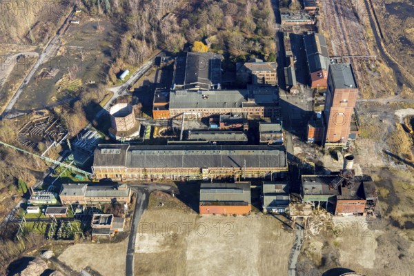 Aerial view, former Ost Heinrich Robert colliery, Wiescherhöfen, Hamm, Ruhr area, North Rhine-Westphalia, Germany, Heinrich Robert colliery, DE, Europe, industrial plant, industrial site, aerial view, aerial photography, aerial photography, overview, bird's-eye view, former Ost colliery, historical, historical site, overview, destroyed building
