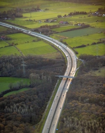 Aerial view, motorway A1, Geithe area, four-lane motorway, Uentrop, Hamm, Ruhr area, North Rhine-Westphalia, Germany, DE, Europe, birds-eyes view, aerial view, aerial photography, aerial photography, overview, bird's-eye view, night view, twilight shot, Hamm at night