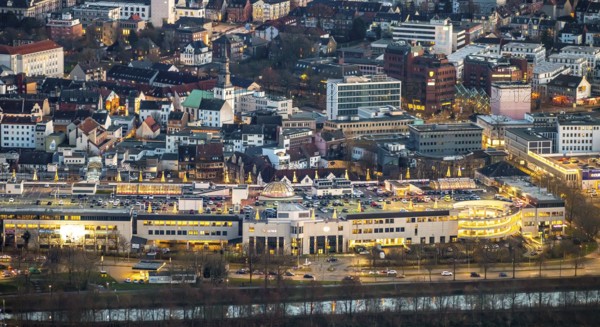Aerial view, overview of Hamm at night, technical town hall, station forecourt, Alleecenter ECE, Luther church in the Luther quarter, Bockum-Hövel, Hamm, Ruhr area, North Rhine-Westphalia, Germany, DE, Europe, birds-eyes view, aerial view, aerial photography, aerial photography, overview, bird's eye view, night view, twilight shot, Hamm at night