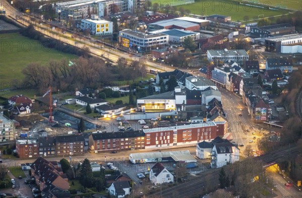 Aerial view, intersection Münsterstraße Heessener Straße with new buildings, Heessen, Hamm, Ruhr area, North Rhine-Westphalia, Germany, DE, Europe, birds-eyes view, aerial view, aerial photography, aerial photography, overview, bird's-eye view, night shot, twilight shot, Hamm at night