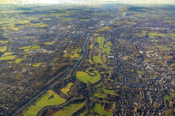 Aerial photo, Hamm-Lippewiesen airfield, Lippe reconstruction, Hamm on the water, Datteln-Hamm canal, canal edge, Heessen, Hamm, Ruhr area, North Rhine-Westphalia, Germany, DE, Europe, birds-eyes view, aerial photo, aerial photography, aerial photography, overview, overview, bird's eye view, LSC-Hamm, Luftsportclub Hamm e.V., EDLH, Kläranlage Lippeverband, runway, runway, general aviation, general aviation, special landing strip