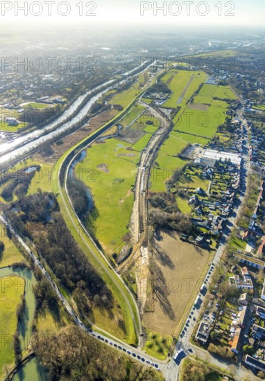 Aerial photo, Lippewiesen, reconstruction of Lippe meadows between Hamm-Lippewiesen airfield and Lippe, EDLH, runway extension in the approach area of runway 24 and runway 06, Heessen, Hamm, Ruhr area, North Rhine-Westphalia, Germany, DEU, Europe, birds-eyes view, aerial photo, aerial photography, aerial photography, overview, overview, bird's eye view, Lippe, Lippe dam, dam relocation, extension of Hamm airfield runway, special airfield
