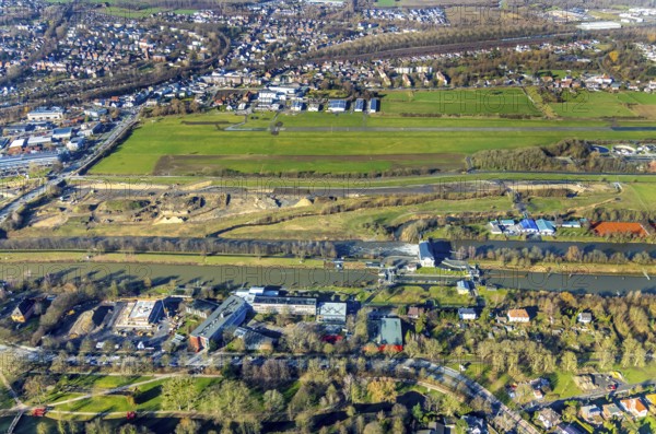 Aerial photo, Lippewiesen, reconstruction of Lippe meadows between Hamm-Lippewiesen airfield and Lippe, EDLH, runway extension in the approach area of runway 24 and runway 06, Heessen, Hamm, Ruhr area, North Rhine-Westphalia, Germany, DEU, Europe, birds-eyes view, aerial photo, aerial photography, aerial photography, overview, overview, bird's eye view, Lippe, Lippe dam, dam relocation, extension of Hamm airfield runway, special airfield