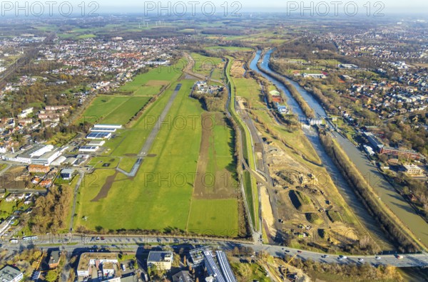 Aerial photo, Lippewiesen, reconstruction of Lippe meadows between Hamm-Lippewiesen airfield and Lippe, EDLH, runway extension in the approach area of runway 24 and runway 06, Heessen, Hamm, Ruhr area, North Rhine-Westphalia, Germany, DEU, Europe, birds-eyes view, aerial photo, aerial photography, aerial photography, overview, overview, bird's eye view, Lippe, Lippe dam, dam relocation, extension of Hamm airfield runway, special airfield