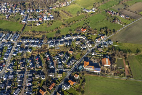 Aerial view, local view Braam-Ostwennemar, development area Im Grünen Winkel, primary school Im grünen Winkel, Hamm, Ruhr area, North Rhine-Westphalia, Germany, 59071 Hamm, education, educational institution, Brandheide, DE, detached houses, Europe, primary school, property tax, real estate, educational institute, aerial view, aerial photography, aerial photography, terraced houses, school, overview, bird's eye view, meadows and fields, housing estate, living and life, residential area, residential houses, residential quality, housing estate, bird's eye view, overview