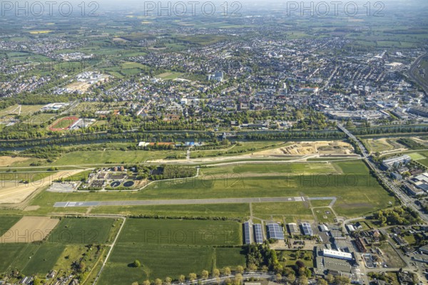 Hamm-Lippewiesen airfield EDLH, runway markings, Lippe reconstruction, Lippe river, Hamm, Ruhr area, North Rhine-Westphalia, Germany, Duisburg, DE, Europe, aerial photo, birds-eyes view, aerial photograph, aerial photography, aerial photography, overview, bird's eye view