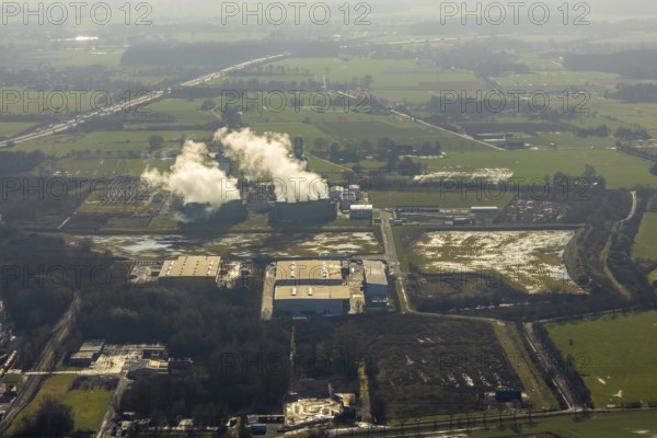 Aerial view, Trianel Gaskraftwerk Hamm GmbH & Co. KG, planned nature reserve between Trianel and Dupont, Uentrop, Hamm, Ruhr area, North Rhine-Westphalia, Germany, DE, steam turbine power plant, steam cloud, Deutsche Post DHL - Mech ZB Hamm, energy, energy supplier, energy industry, Europe, distant view, gas turbine power plant, commercial area, commercial use, industrial facilities, industrial area, industrial site, logistics, logistics service, logistics provider, logistics centre, aerial view, aerial photography, aerial photography, smoke cloud, Reiling Kunststoff Recycling GmbH, electricity, electricity supplier, Trianelstraße, overview, bird's eye view, birds-eyes view, mechanised delivery base, overview