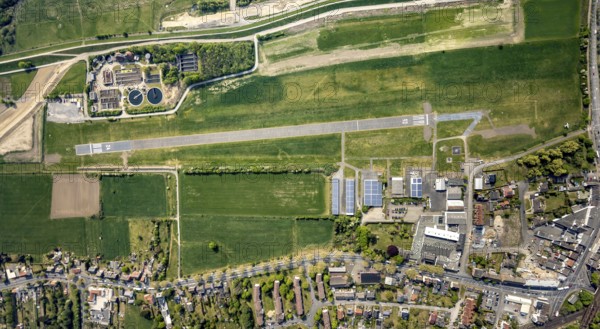 Hamm-Lippewiesen airfield EDLH, runway markings, Lippe reconstruction, Lippe river, Hamm, Ruhr area, North Rhine-Westphalia, Germany, DE, Europe, aerial photo, birds-eyes view, aerial photograph, aerial photography, aerial photography, overview, bird's eye view