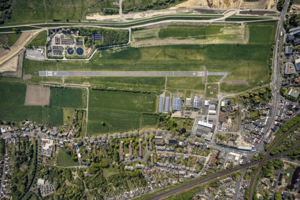 Hamm-Lippewiesen airfield EDLH, runway markings, Lippe reconstruction, Lippe river, Hamm, Ruhr area, North Rhine-Westphalia, Germany, DE, Europe, aerial photo, birds-eyes view, aerial photograph, aerial photography, aerial photography, overview, bird's eye view