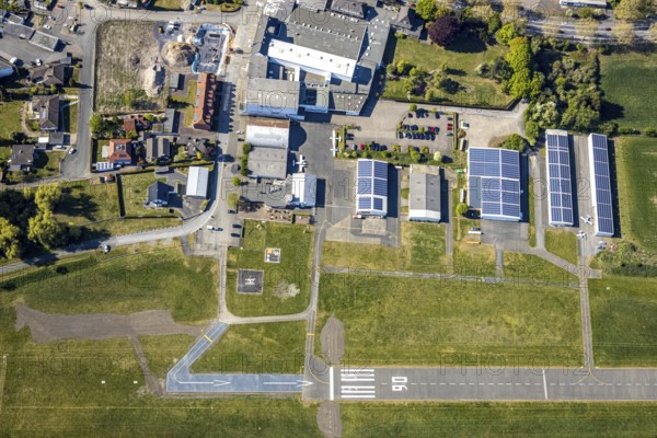 Hamm-Lippewiesen airfield EDLH, runway markings, Lippe reconstruction, Lippe river, Hamm, Ruhr area, North Rhine-Westphalia, Germany, Duisburg, DE, Europe, aerial photo, birds-eyes view, aerial photograph, aerial photography, aerial photography, overview, bird's eye view