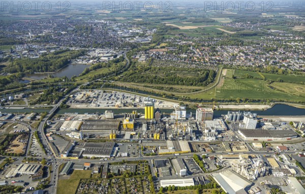 Aerial view, Hammer harbour, Hamm harbour, Ölmühle Brökelmann, Brölio, We have updated our terms of use. Familiarise yourself with them nowReadAccept Raiffeisen Vital Mischfutter GmbH, Hamm, Ruhr area, North Rhine-Westphalia, Germany, Duisburg, DE, Europe, birds-eyes view, aerial photography, aerial photography, aerial photography, overview, overview, bird's eye view