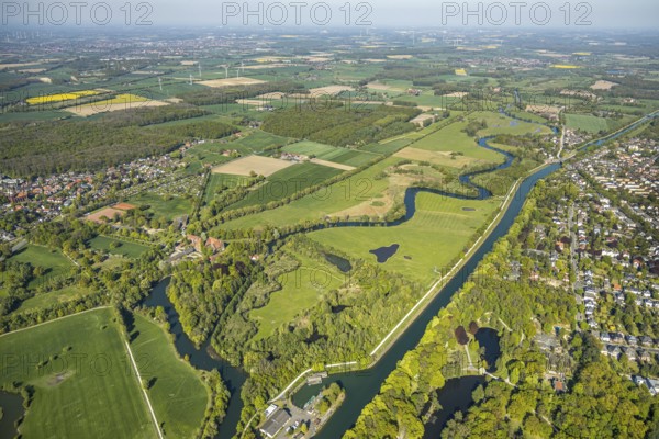 Aerial view, Heessener Mühle and Heessen Castle in the Lippe floodplains, Lippe river, Hamm, Ruhr area, North Rhine-Westphalia, Germany, Düsseldorf, DE, Europe, birds-eyes view, aerial photography, aerial photography, aerial photography, overview, bird's eye view