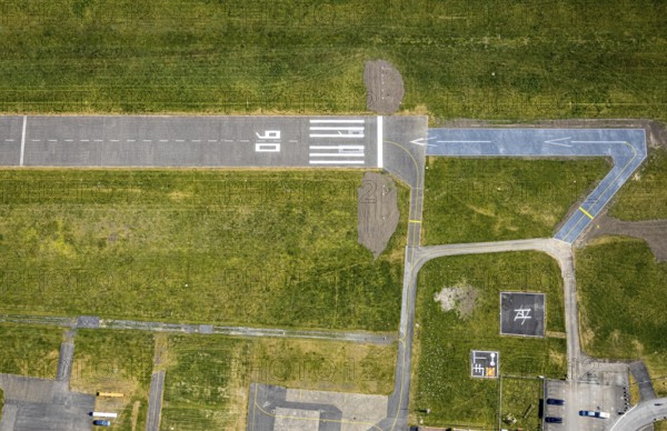 Aerial photo, Hamm-Lippewiesen airfield EDLH, runway markings, Lippe reconstruction, Lippe river, Hamm, Ruhr area, North Rhine-Westphalia, Germany, Düsseldorf, DE, Europe, birds-eyes view, aerial photograph, aerial photography, aerial photography, overview, bird's eye view