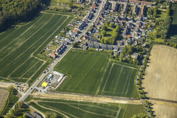 Aerial view, pipeline in the south of Bockum-Hövel, Hamm, Ruhr area, North Rhine-Westphalia, Germany, Düsseldorf, DE, Europe, birds-eyes view, aerial photography, aerial photography, overview, overview, bird's eye view