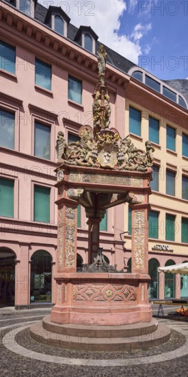Market fountain, sandstone fountain, sculptor Peter Schro, Renaissance style, general architecture, building, façade, window, blue sky, cumulus clouds, Markt square, Mainz, state capital, district-free city, Rhineland-Palatinate, Germany