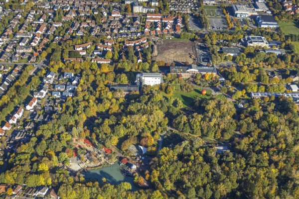 Aerial view, Maximilianpark amusement park with glass elephant, construction section of the green environmental axis at Maxipark, construction site next to Freiherr-vom-Stein-Gymnasium, Üntrop, Hamm, Ruhr area, North Rhine-Westphalia, Germany, DE, Europe, leisure activity, leisure area, leisure activities, amusement park, leisure activities, aerial photography, aerial photography, MaxiPark, park, overview, bird's eye view, birds-eyes view, green lung, overview