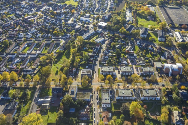 Aerial view, meadow area in the Lippestrasse townhouse housing development, Uentrop, Hamm, Ruhr region, North Rhine-Westphalia, Germany, DE, Europe, property tax, real estate, aerial photography, aerial photography, overview, bird's eye view, residential complex, living and living, residential area, residential district, residential area, birds-eyes view, overview