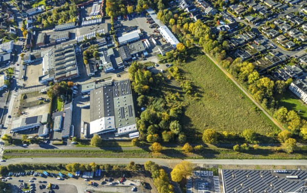 Aerial view, meadow area and industrial park Im Ried, Mitte, Hamm, Ruhr area, North Rhine-Westphalia, Germany, DE, Europe, commercial space, commercial property, commercial location, commercial use, aerial photography, aerial photography, overview, birds-eyes view, overview