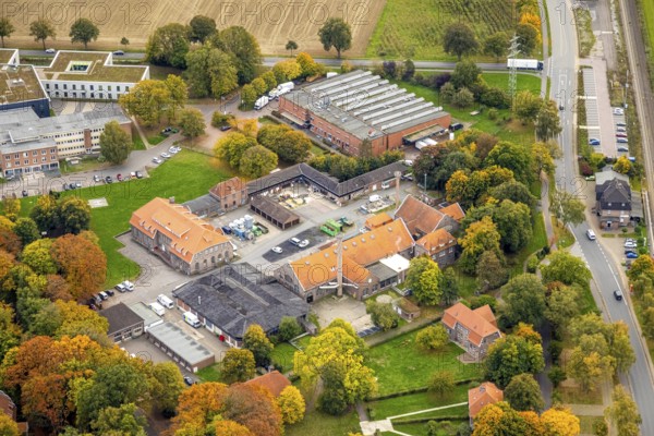 Aerial view, LVR-Klinik, power plant des Landschaftsverband Rheinland und Zentralwäscherei, Hau, Bedburg-Hau, Lower Rhine, North Rhine-Westphalia, Germany