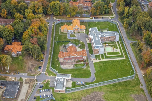 Aerial view, LVR-Klinik Bedburg-Hau, LVR-Klinik, new woman's forensics clinic building, Buchenallee, Hau, Bedburg-Hau, Lower Rhine, North Rhine-Westphalia, Germany