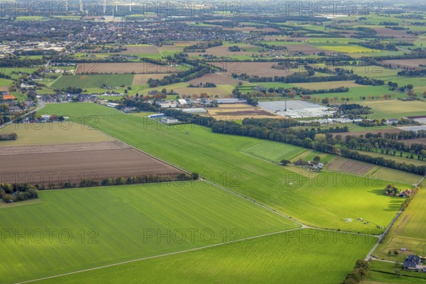 Aerial view, Goch-Asperden Airport, Aeroclub Am Segelflugpatz, Asperden, Goch, Lower Rhine, North Rhine-Westphalia, Germany, DE, Europe, airport, airfield, aircraft, runway, aerial photography, aerial photography, runway, overview, birds-eyes view, overview