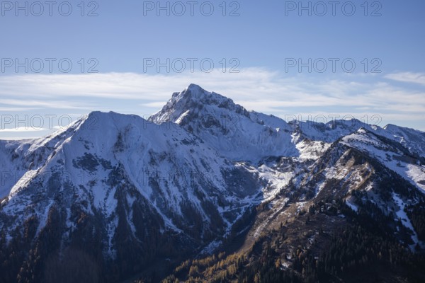 Autumn atmosphere, snow on mountain peaks, Eisenerzer Reichenstein, Styria, Austria