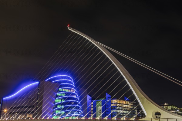 Samuel Beckett Bridge, bridge over the River Liffey, night view, Dublin, Ireland