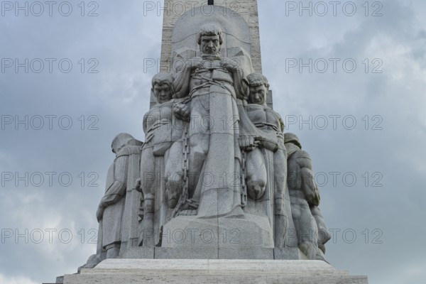 Freedom Monument, statue in honor of Latvians who died in the War of Independence from 1918 to 1920, Central District, Old Town, Riga, Latvia