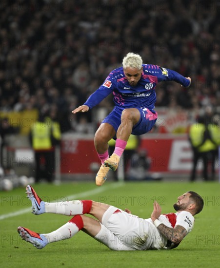 Fair play, duel, action Armindo Sieb 1. FSV Mainz 05 (11) jumps over Jeff Chabot VfB Stuttgart (24) MHPArena, MHP Arena Stuttgart, Baden-Württemberg, Germany