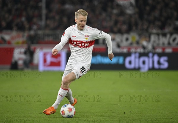 Chris Führich VfB Stuttgart (10) Action on the ball MHPArena, MHP Arena Stuttgart, Baden-Württemberg, Germany