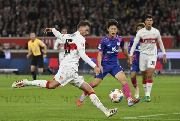 Goal action goal opportunity Pascal Stenzel VfB Stuttgart (15) Jae-sung Lee 1. FSV Mainz 05 (07) Jose Maria Chema Andres Baixauli VfB Stuttgart (30) MHPArena, MHP Arena Stuttgart, Baden-Württemberg, Germany