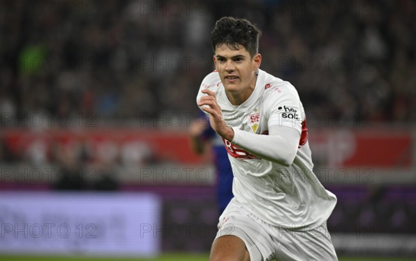 Jose Maria Chema Andres Baixauli VfB Stuttgart (30) dynamic MHPArena, MHP Arena Stuttgart, Baden-Württemberg, Germany