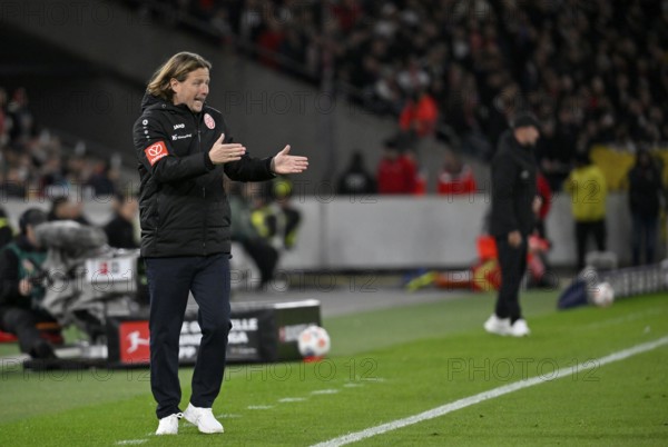 Coach coach Bo Henriksen 1st FSV Mainz 05 on the sidelines Gestik Gesture MHPArena, MHP Arena Stuttgart, Baden-Württemberg, Germany